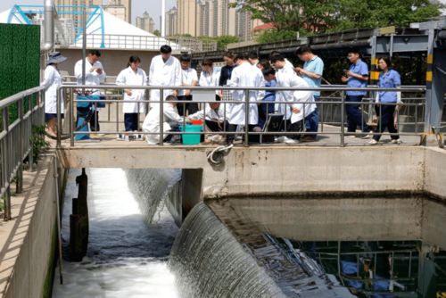 洛阳生态环境监测中心深入一线，助力污水处理厂提升环保监测能力